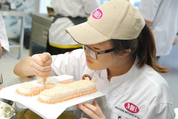 В Ташкенте откроют Узбекско-малайзийский колледж общественного питания В Ташкенте откроют Узбекско-малайзийский колледж общественного питания - Sputnik Узбекистан