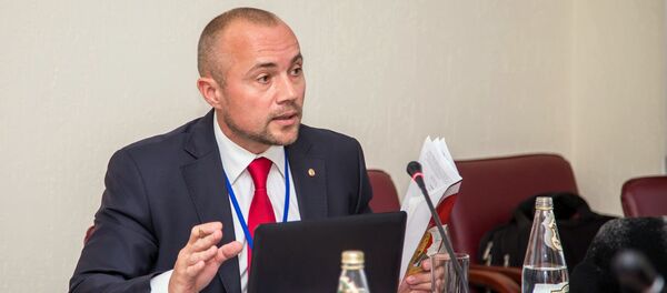 Кандидат политических наук, руководитель аналитической группы Центральная Евразия Владимир Парамонов - Sputnik Узбекистан