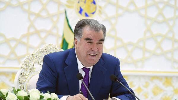 Президент Республики Таджикистан Эмомали Рахмон, архивное фото - Sputnik Узбекистан