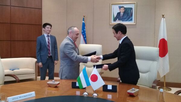 Подписание соглашения между Государственным комитетом по инвестициям РУ и правительством Японии  - Sputnik Узбекистан