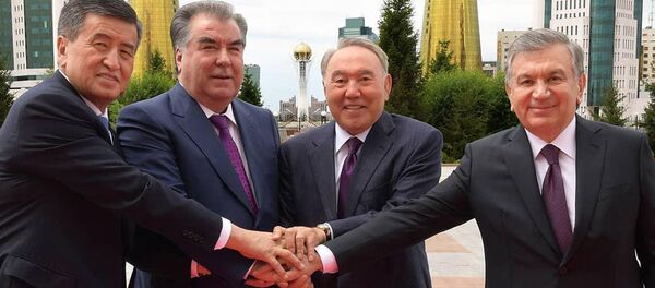 Лидеры Кыргызстана, Таджикистана, Казахстана и Узбекистана в Астане - Sputnik Узбекистан