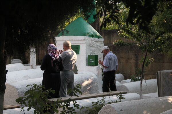 Место захоронения 40 сподвижников пророка Мухаммеда в Дербенте - Sputnik Узбекистан