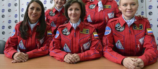 Эксперимент по имитации облета Луны женским экипажем Луна-2015 - Sputnik Узбекистан