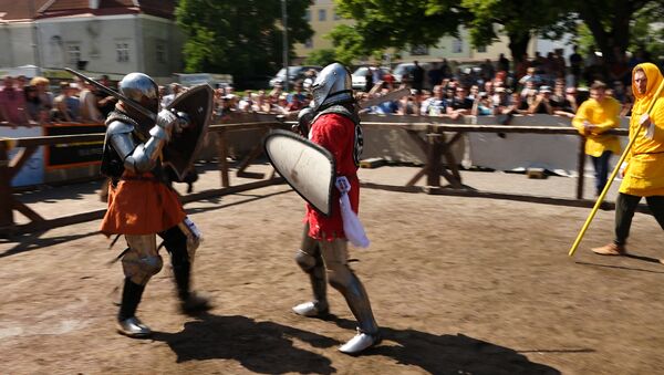 В Таллине прошел турнир по средневековому историческому фехтованию - Sputnik Узбекистан