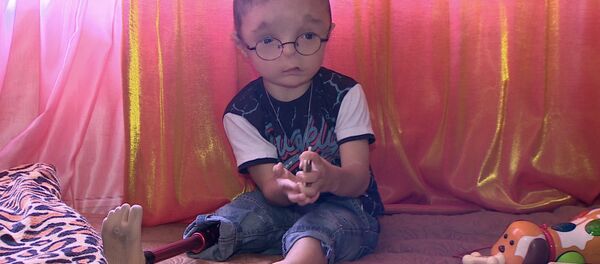 История маленького Рустама - мальчика с особенностями развития - Sputnik Узбекистан