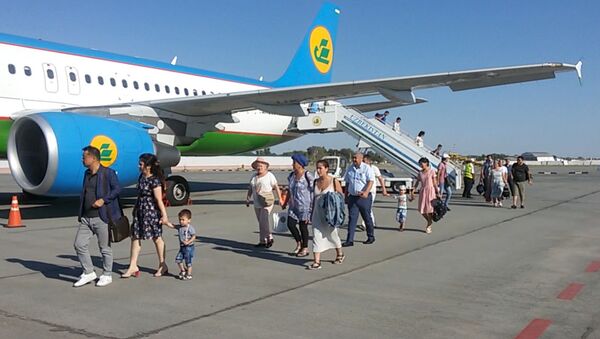 Открытие обновленного аэропорта Нукус - Sputnik Ўзбекистон