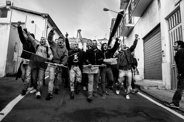 Организаторы конкурса Стенина предлагают проголосовать за лучшую работу - Sputnik Узбекистан