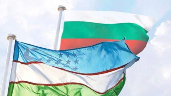 Флаги Узбекистана и Болгарии - Sputnik Узбекистан