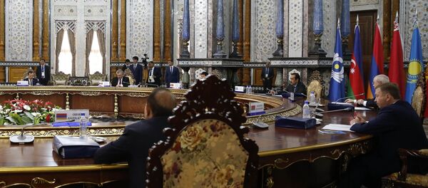 Заседание Совета глав правительств СНГ в Душанбе Заседание Совета глав правительств СНГ в Душанбе - Sputnik Узбекистан