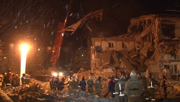Спасатели искали выживших на месте взрыва дома под Хабаровском - Sputnik Узбекистан