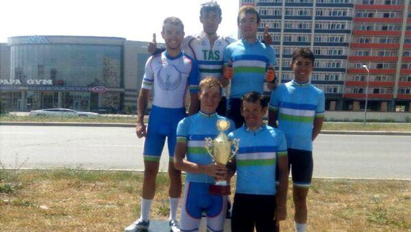 Сборная Узбекистана по велоспорту заняла первое место на соревнованиях в Усть-Каменогорске - Sputnik Узбекистан