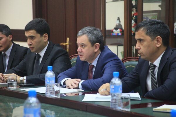 Узбекистан предложил Афганистану режим свободной торговли - Sputnik Узбекистан