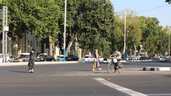 Одна из улиц Ташкента - Sputnik Узбекистан
