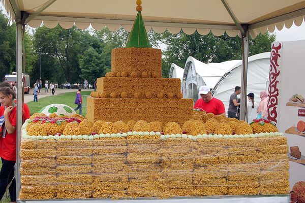 Сабантуй объединяет: как представили Узбекистан на празднике плуга в Москве - Sputnik Узбекистан