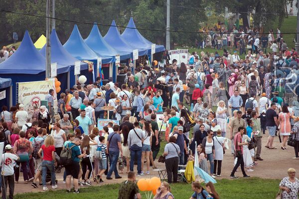 Сабантуй объединяет: как представили Узбекистан на празднике плуга в Москве - Sputnik Узбекистан