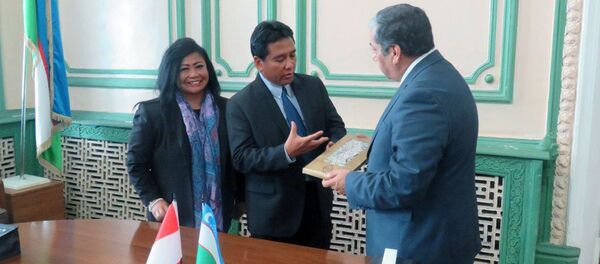 Сотрудничество между университетом Индонезии и Cамарканда - Sputnik Узбекистан