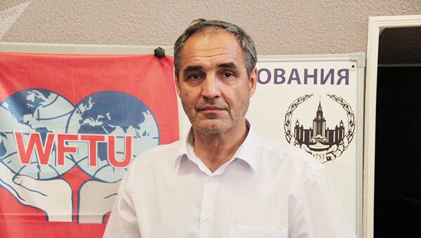Predsedatel Profsoyuza trudyaщixsya migrantov Renat Karimov - Sputnik Oʻzbekiston