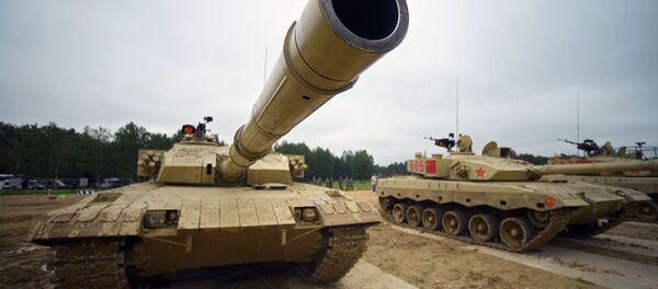 Подготовка к международным соревнованиям Танковый биатлон-2018 - Sputnik Узбекистан