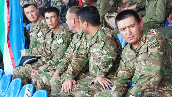 Военнослужащие из Узбекистана на АрМи 2018 - Sputnik Узбекистан
