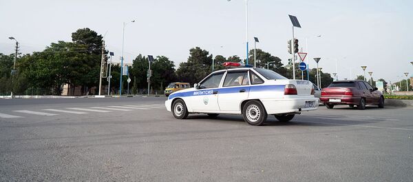 Машина таджикской милиции Машина таджикской милиции - Sputnik Узбекистан