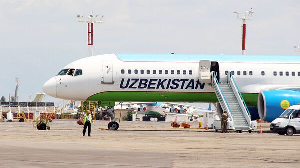 Boeing 757 узбекских авиалиний - Sputnik Узбекистан