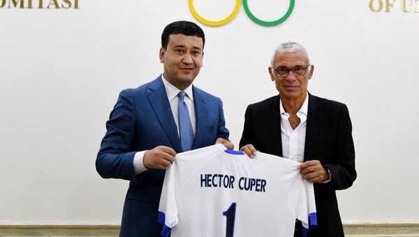 Умид Ахматджанов провёл встречу с Эктором Купером в Национальном Олимпийском комитете - Sputnik Узбекистан