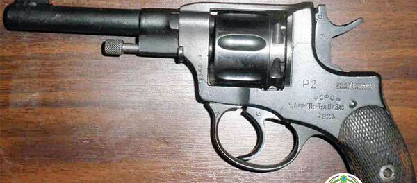 Револьвер системы Наган образца 1921 года - Sputnik Узбекистан