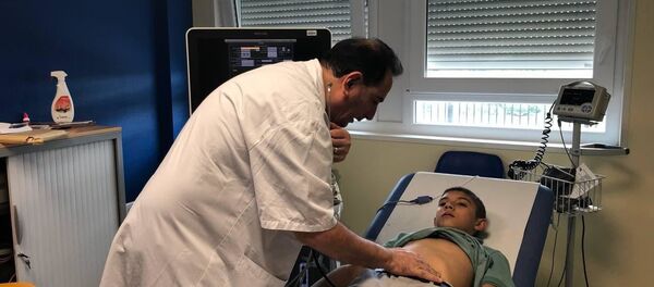 Во Франции прооперировали узбекистанских детей - Sputnik Узбекистан