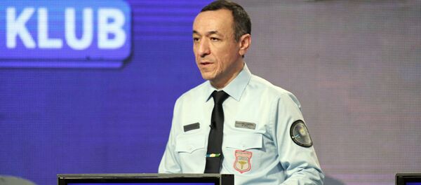 Равшан Таджиев - начальник специализированого таможенного комплекса ТАШКЕНТ АЭРО Равшан Таджиев - начальник специализированого таможенного комплекса ТАШКЕНТ АЭРО - Sputnik Ўзбекистон