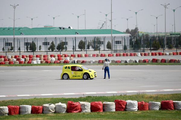 Центр спортивных автомобилей МВД Туркменистана  - Sputnik Узбекистан