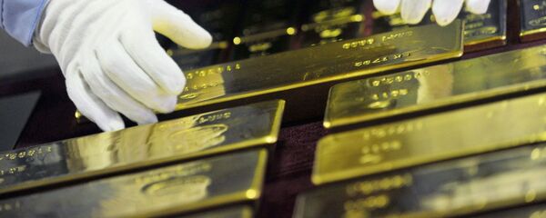 Золотые слитки Золотые слитки - Sputnik Ўзбекистон