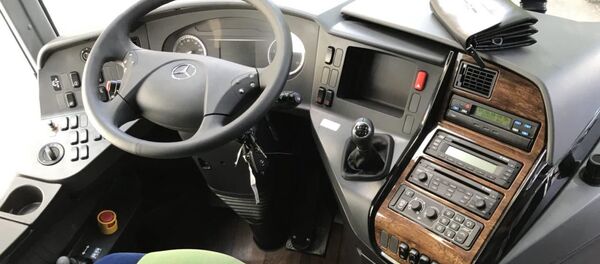 Новый автобус который ФИФА подарил сборной Узбекистана Новый автобус который ФИФА подарил сборной Узбекистана - Sputnik Ўзбекистон