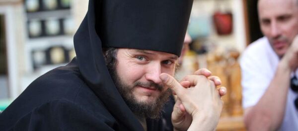 Иеромонах Михаил Столяров Иеромонах Михаил Столяров - Sputnik Узбекистан