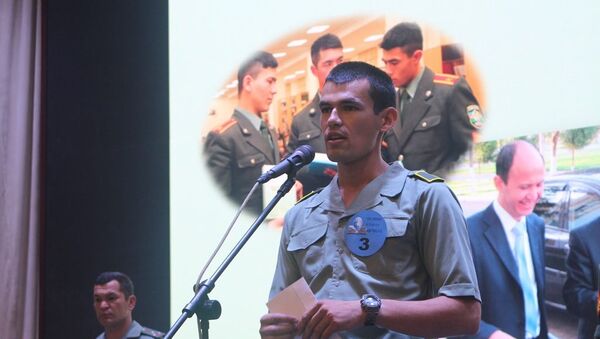 Конкурс Лучший молодой читатель состоялся в Академии Вооруженных Сил Республики Узбекистан - Sputnik Узбекистан