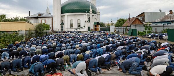 Барнаул шаҳрида Қурбон байрамни кутиб олиш - Sputnik Ўзбекистон