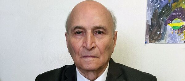 Профессор кафедры использования водной энергии МГСУ Валентин Берлин - Sputnik Узбекистан