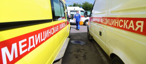 Автомобили скорой медицинской помощи Автомобили скорой медицинской помощи - Sputnik Ўзбекистон