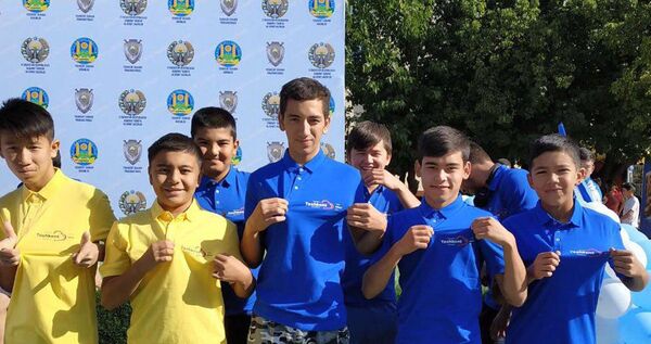 В Ташкенте 1200 горожан поучаствовали в забеге в честь Дня независимости В Ташкенте 1200 горожан поучаствовали в забеге в честь Дня независимости - Sputnik Узбекистан