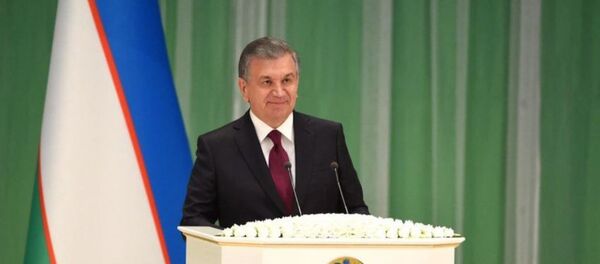 Шавкат Мирзиёев поздравил узбекистанцев со Днем независимости Шавкат Мирзиёев поздравил узбекистанцев со Днем независимости - Sputnik Ўзбекистон
