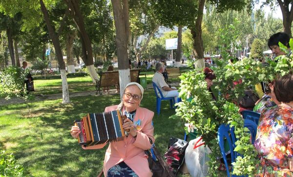 Один для всех, или Как разные народы отмечают День независимости Узбекистана - Sputnik Узбекистан