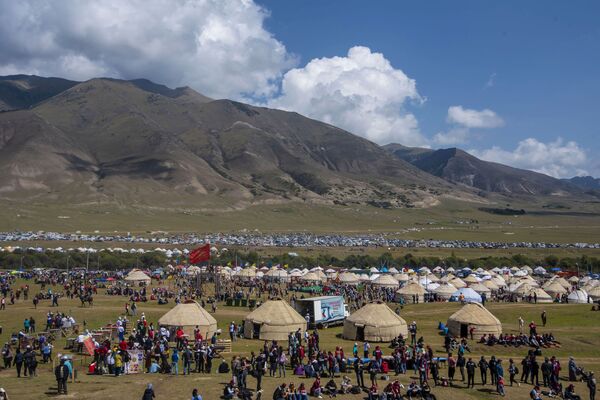 Узбекский сокол покорил Всемирные игры кочевников Узбекский сокол покорил Всемирные игры кочевников - Sputnik Узбекистан