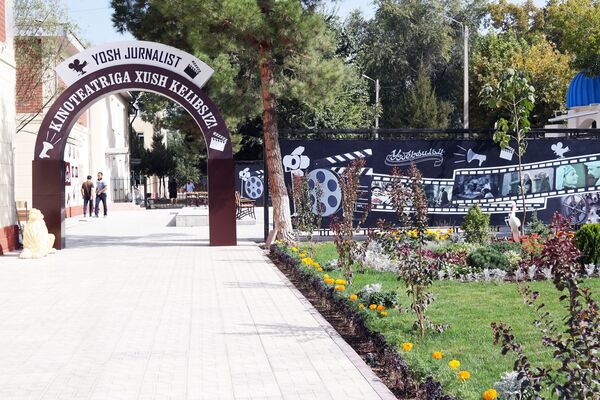 Первый университет журналистики в столице Узбекистана Ташкенте - Sputnik Узбекистан