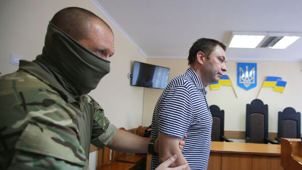 Заседание суда по делу журналиста К. Вышинского в Херсоне - Sputnik Узбекистан