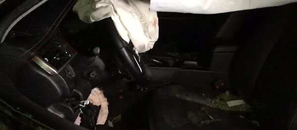 Первые кадры видео с места аварии, в которой погиб премьер Абхазии Первые кадры видео с места аварии, в которой погиб премьер Абхазии - Sputnik Узбекистан