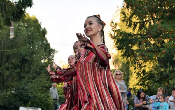 Дом Дружбы народов Чувашии стал творческой площадкой, которая объединила традиции узбекского народа, проживающего в республике - Sputnik Узбекистан