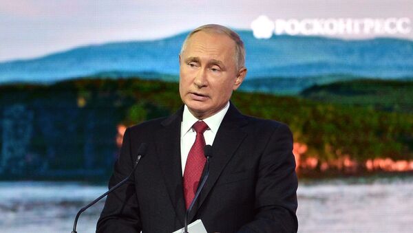 Rabochaya poyezdka prezidenta RF V. Putina v Dalnevostochniy federalniy okrug. Den tretiy - Sputnik O‘zbekiston