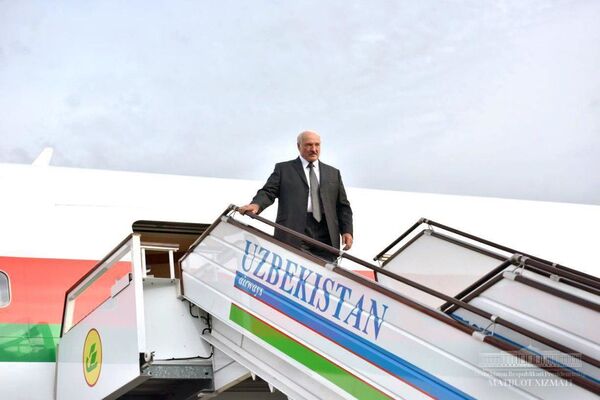 Президент Беларуси Александр Лукашенко прибыл с официальным визитом в Ташкент - Sputnik Узбекистан