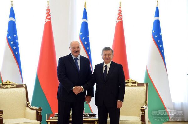 Президент Узбекистана Шавкат Мирзиёев и президент Беларуси Александр Лукашенко - Sputnik Узбекистан