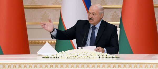 Президент Беларуси Александр Лукашенко на переговорах в Ташкенте - Sputnik Узбекистан