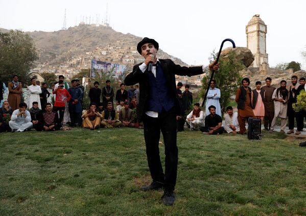 Чарли Чаплин из Афганистана - Sputnik Узбекистан